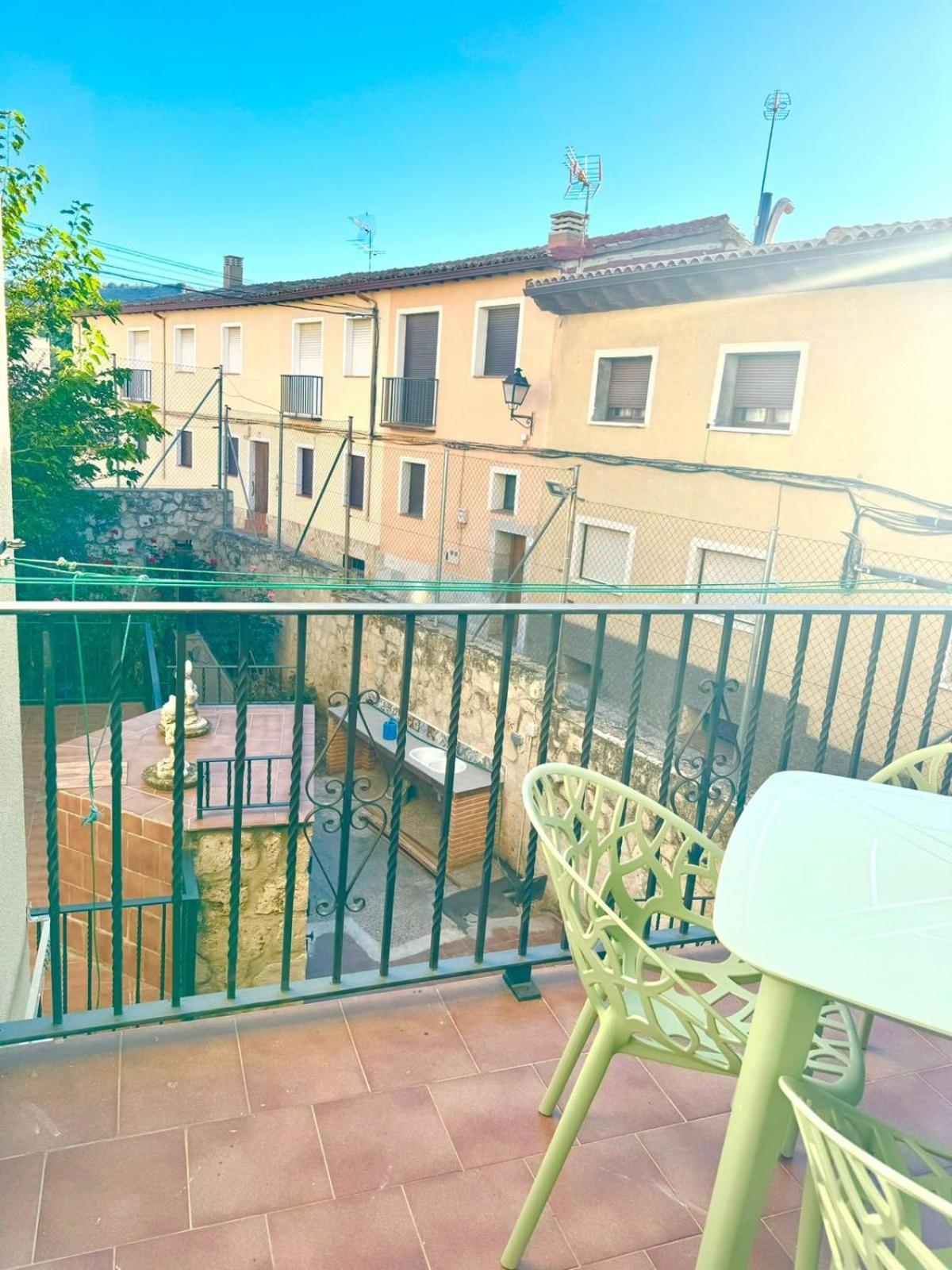 Apartamentos Rurales Flor De La Alcarria Брихуега Екстериор снимка