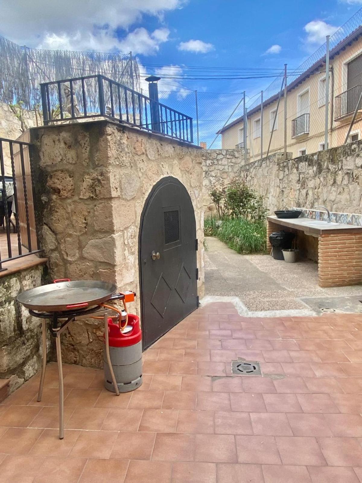 Apartamentos Rurales Flor De La Alcarria Брихуега Екстериор снимка