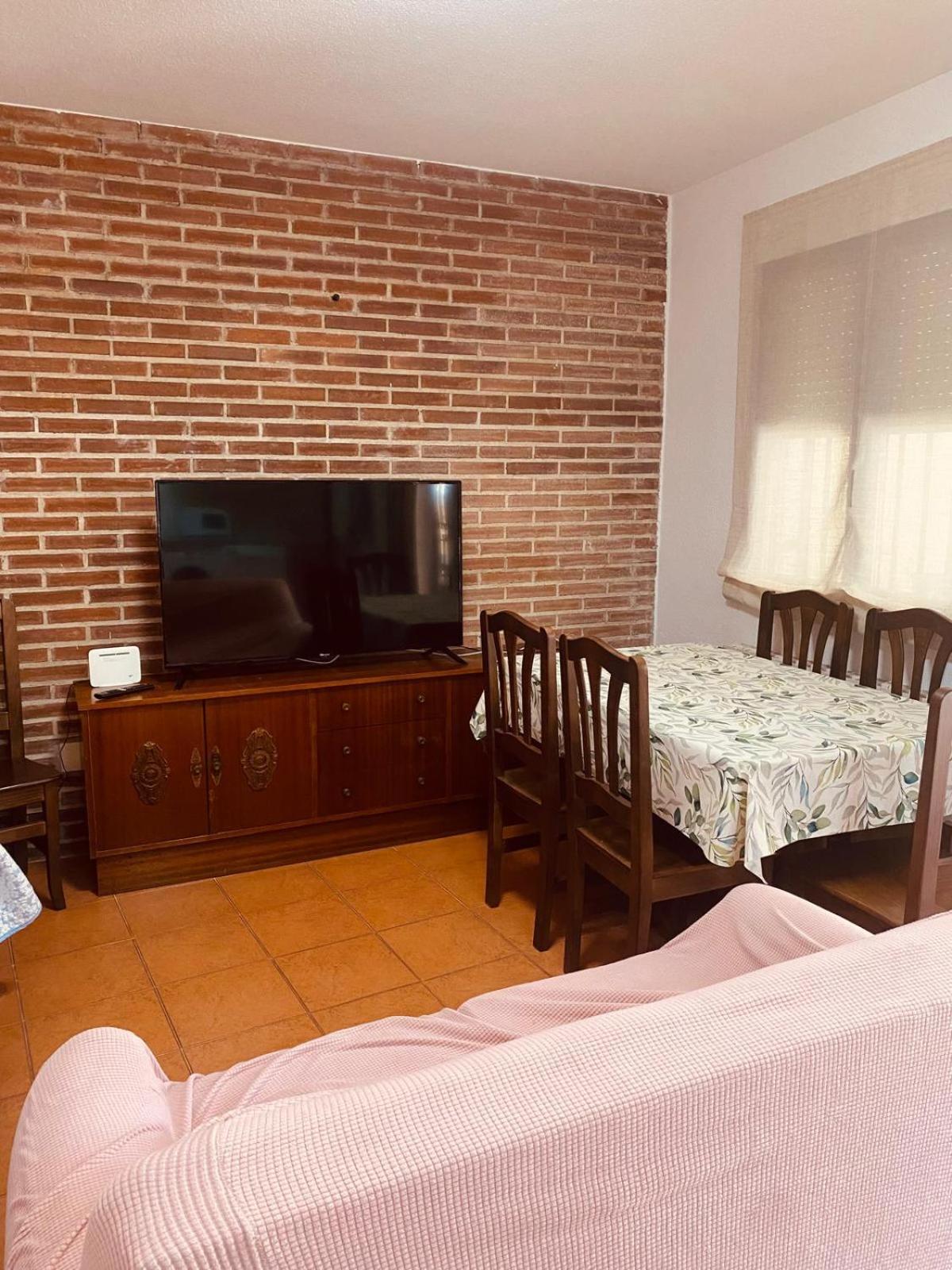 Apartamentos Rurales Flor De La Alcarria Брихуега Екстериор снимка